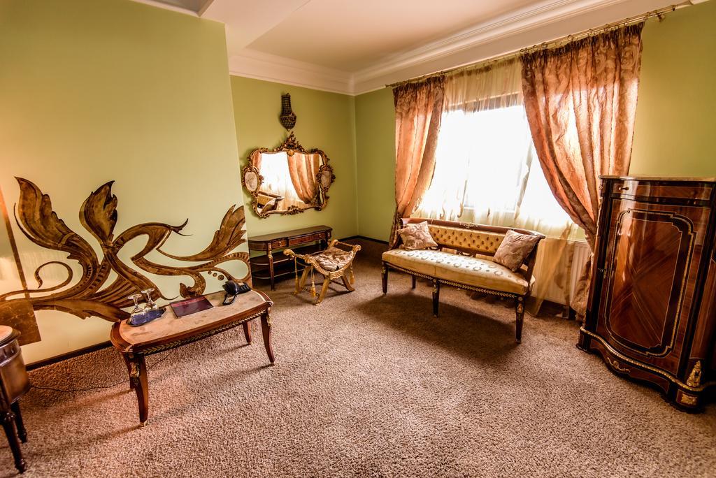 Pensiunea Paradis Guest house 4*